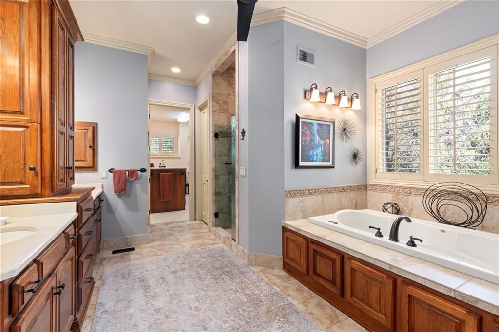 10816 W 140th Street — photo 32