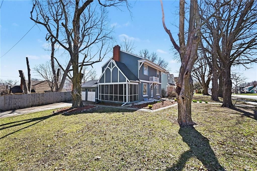 7903 Holmes Road — photo 3