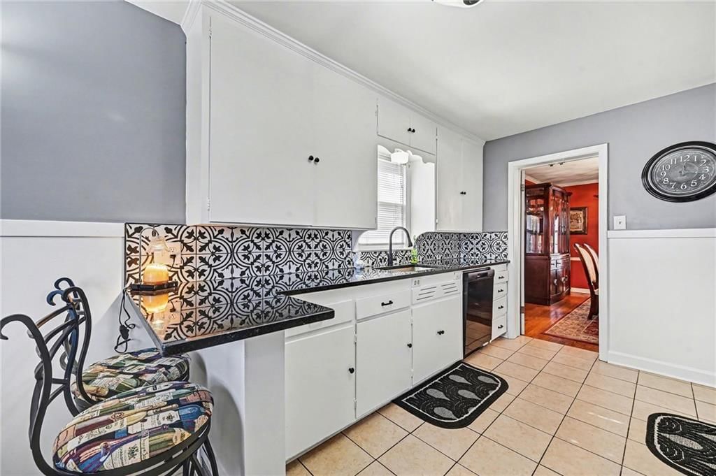 7903 Holmes Road — photo 11