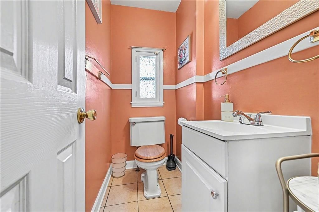 7903 Holmes Road — photo 14