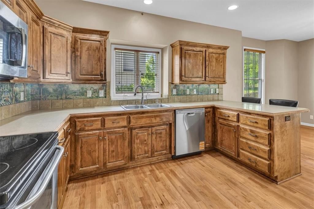 895 N Diane Drive — photo 23