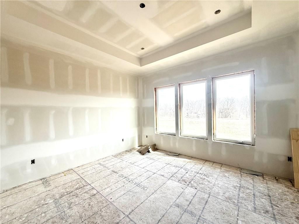 7645 N Booth Avenue — photo 6