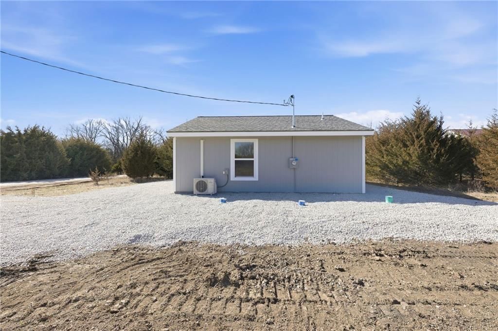 61 Maple Drive — photo 17