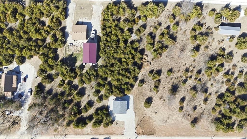 61 Maple Drive — photo 36