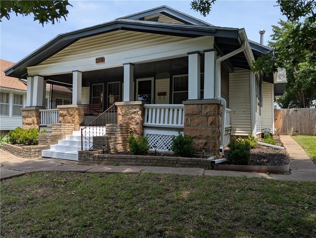 1208 Central Avenue — photo 1