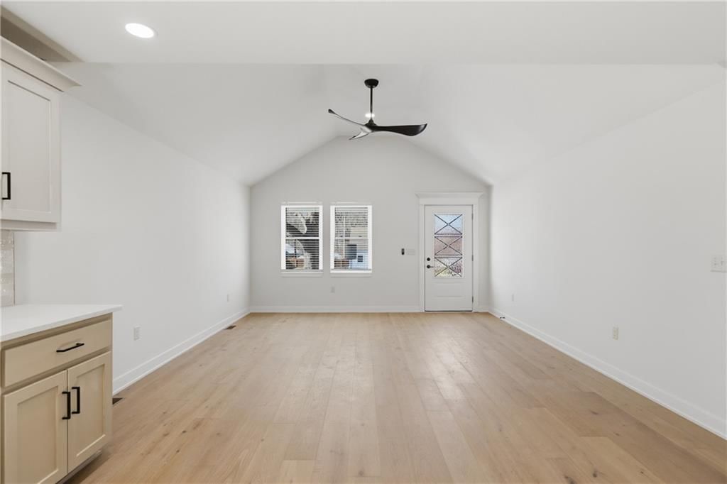 309 N Cedar Avenue — photo 7