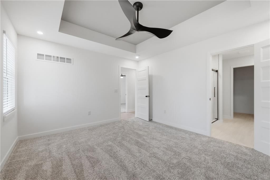 309 N Cedar Avenue — photo 13