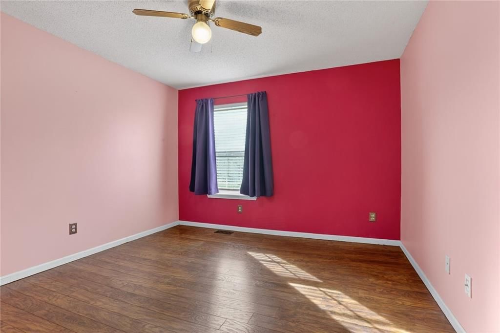808 Golden Court — photo 16