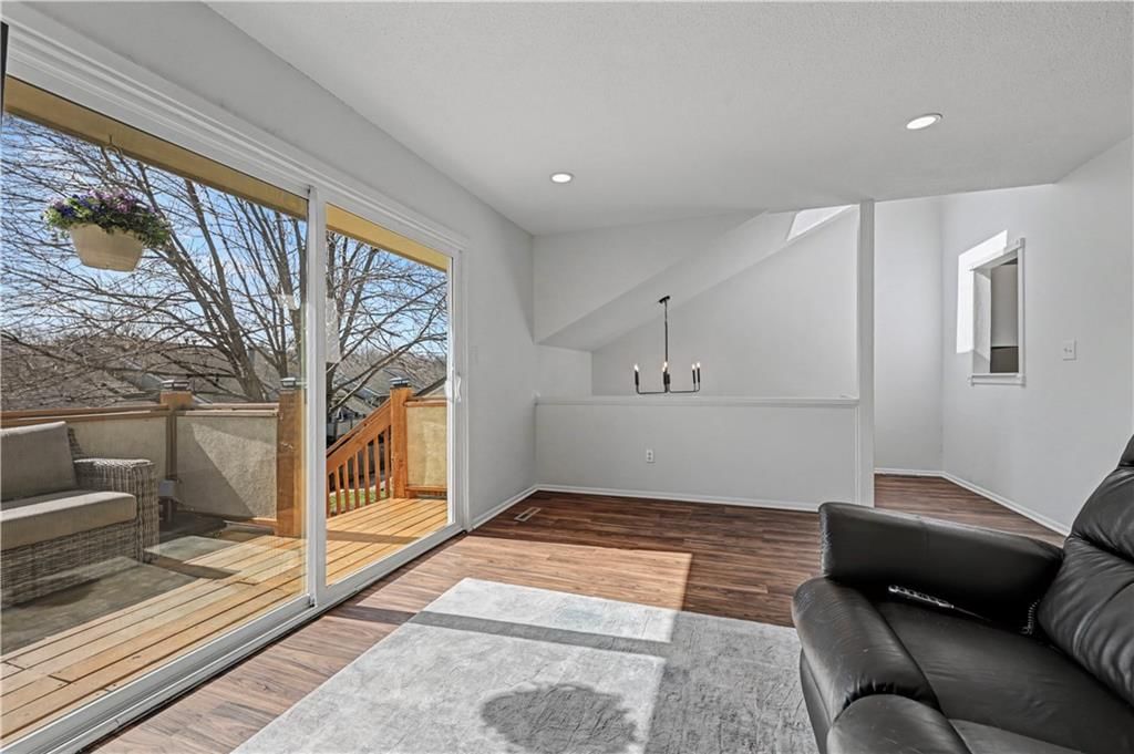 10952 Bradshaw Street — photo 8