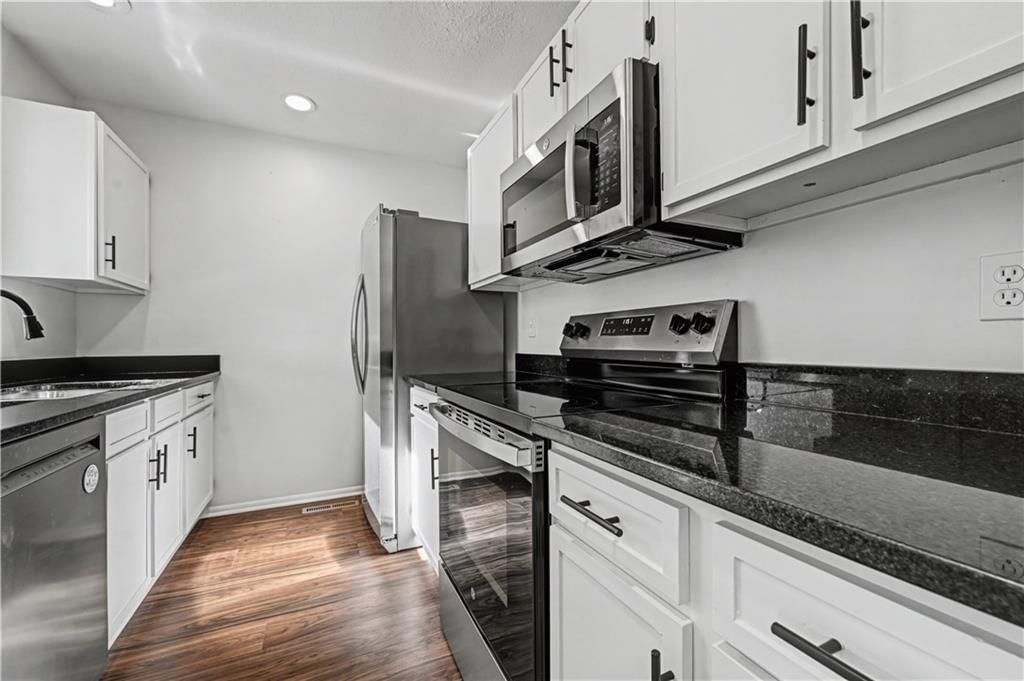 10952 Bradshaw Street — photo 11