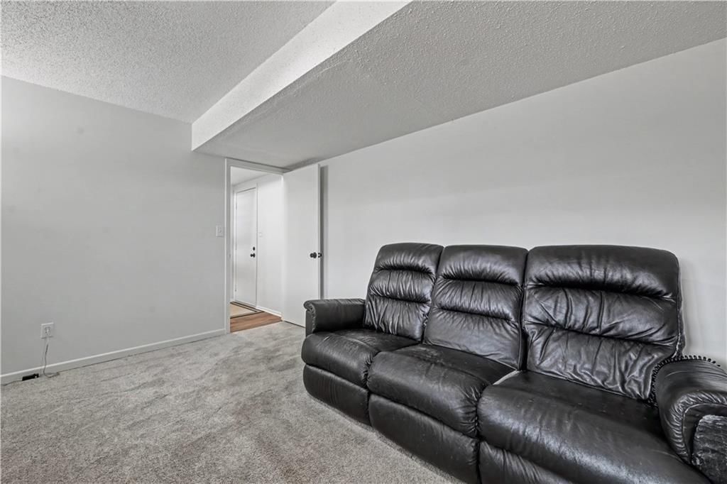 10952 Bradshaw Street — photo 23