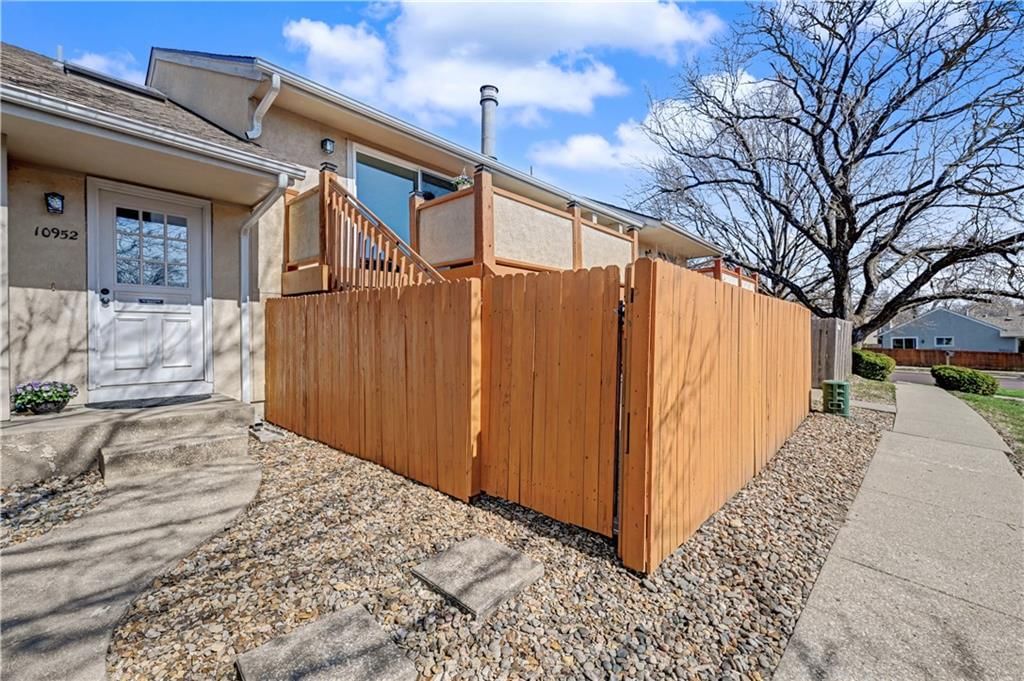 10952 Bradshaw Street — photo 26