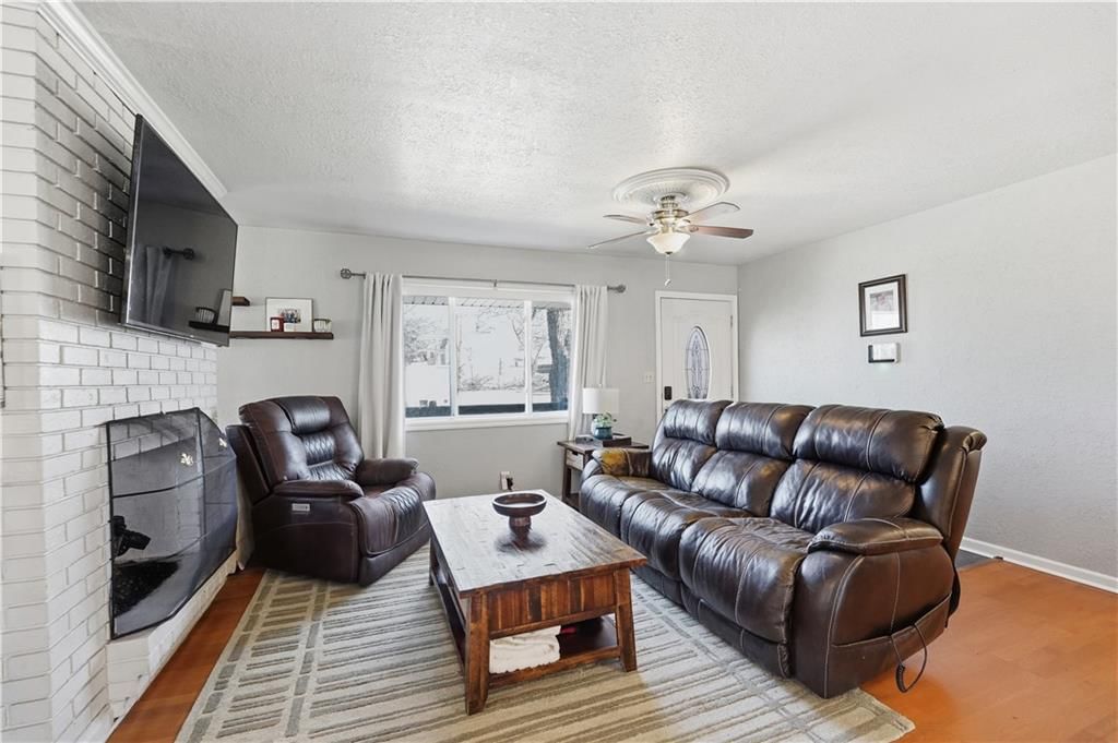 5312 N Jackson Avenue — photo 10