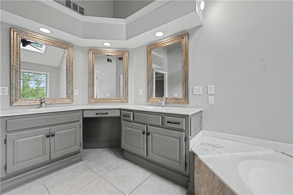 6609 N London Drive — photo 30