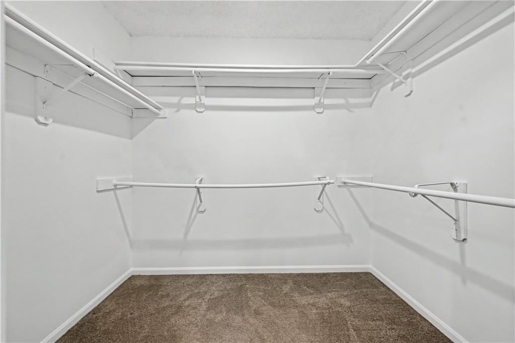 6609 N London Drive — photo 32