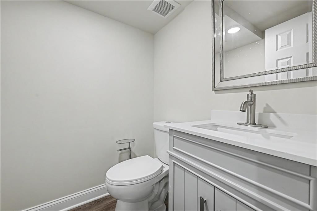 6609 N London Drive — photo 35
