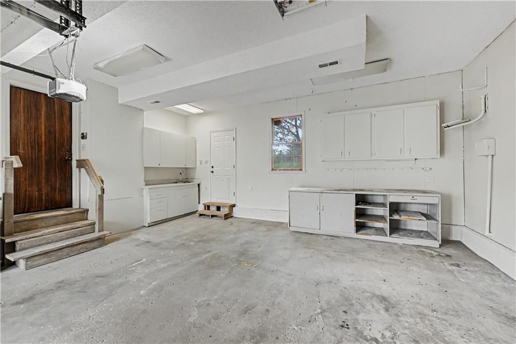 6609 N London Drive — photo 40