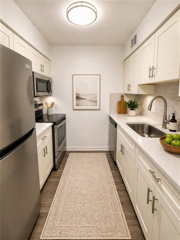 6224 Robinson Street — photo 8