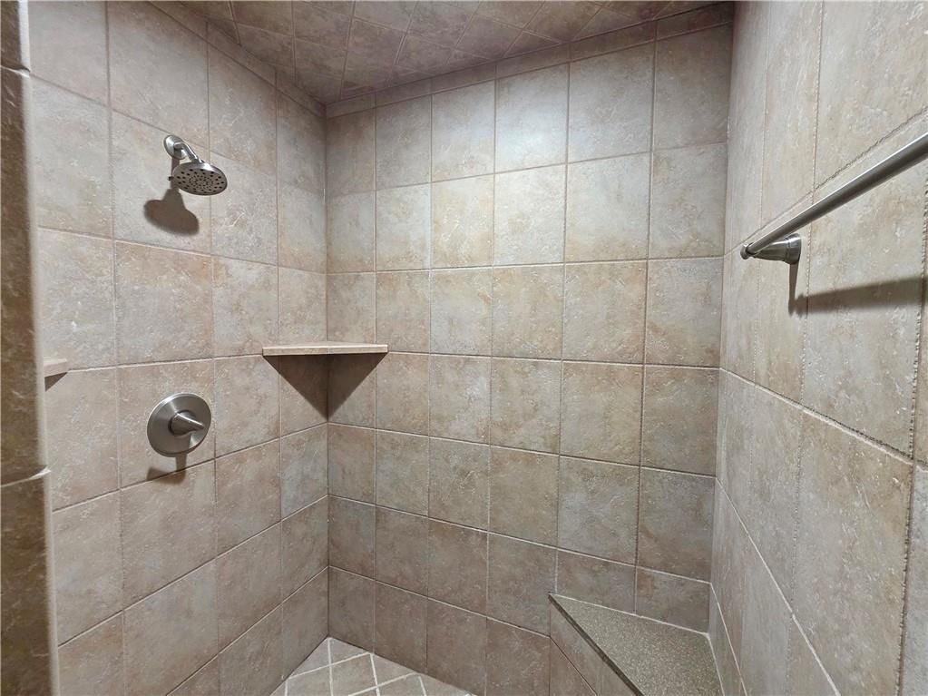16885 W 161st Terrace — photo 10