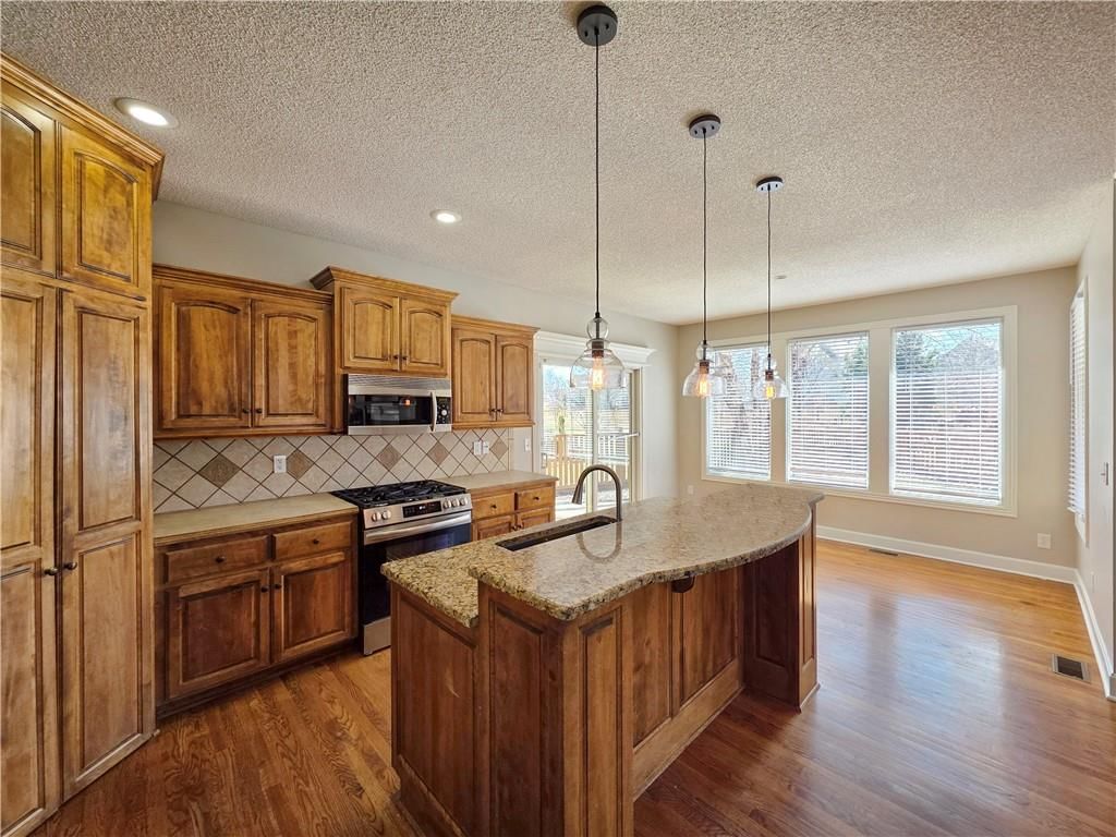 16885 W 161st Terrace — photo 33