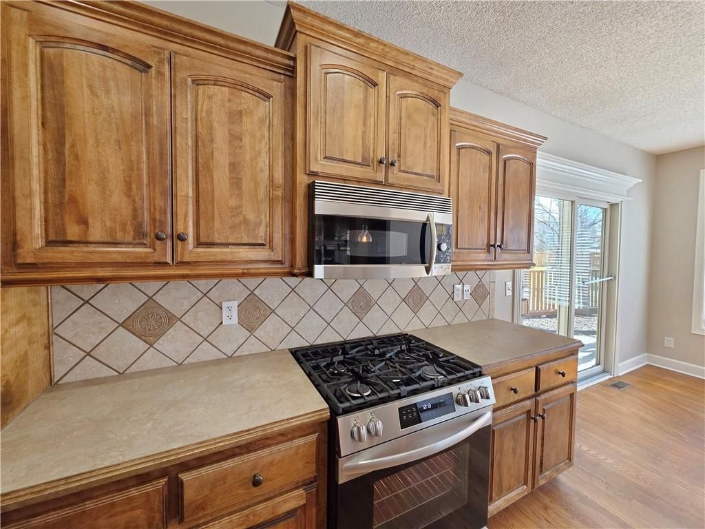 16885 W 161st Terrace — photo 44