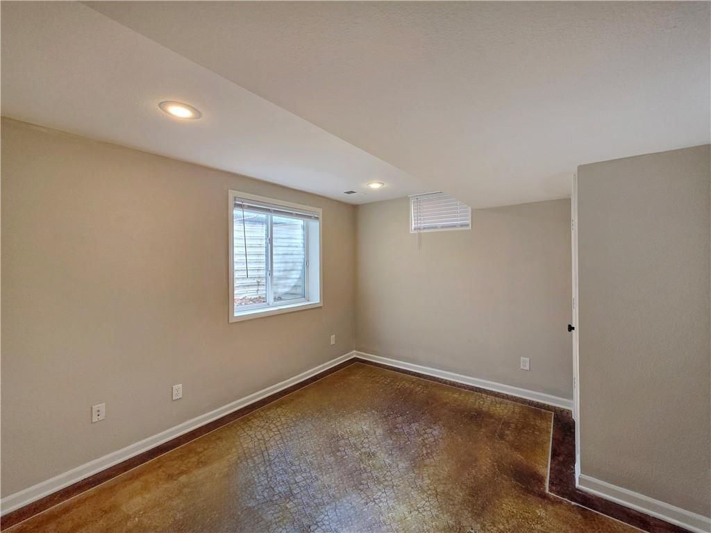 16885 W 161st Terrace — photo 51