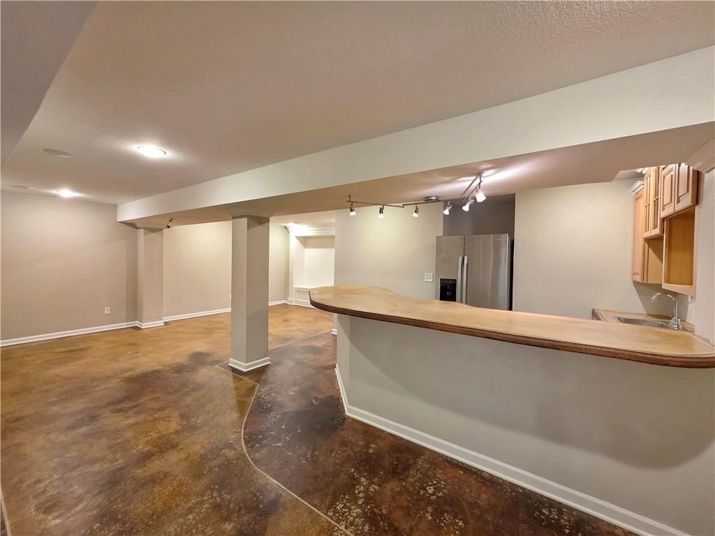 16885 W 161st Terrace — photo 53