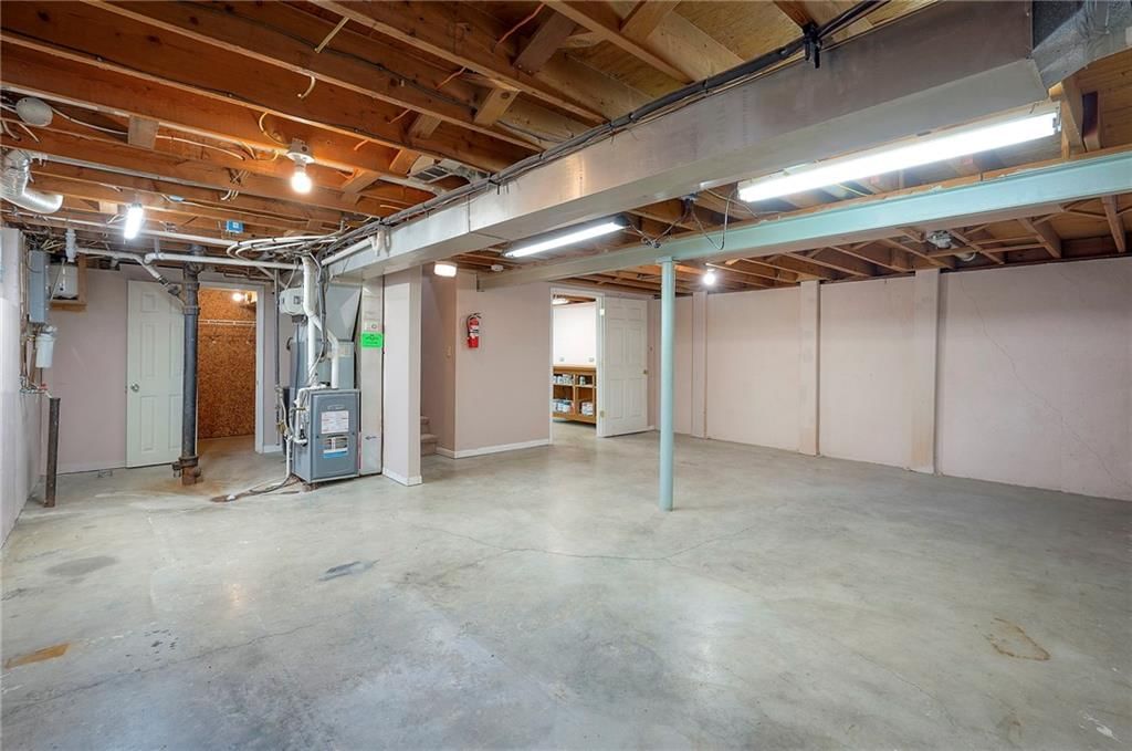 8539 Barnett Avenue — photo 17