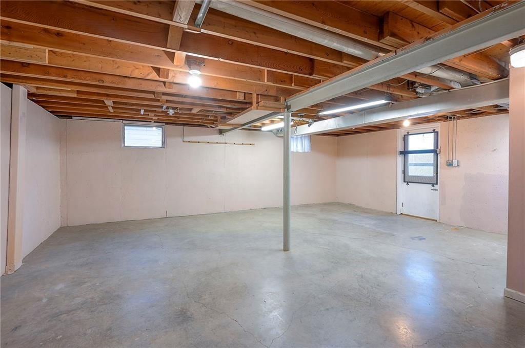8539 Barnett Avenue — photo 18