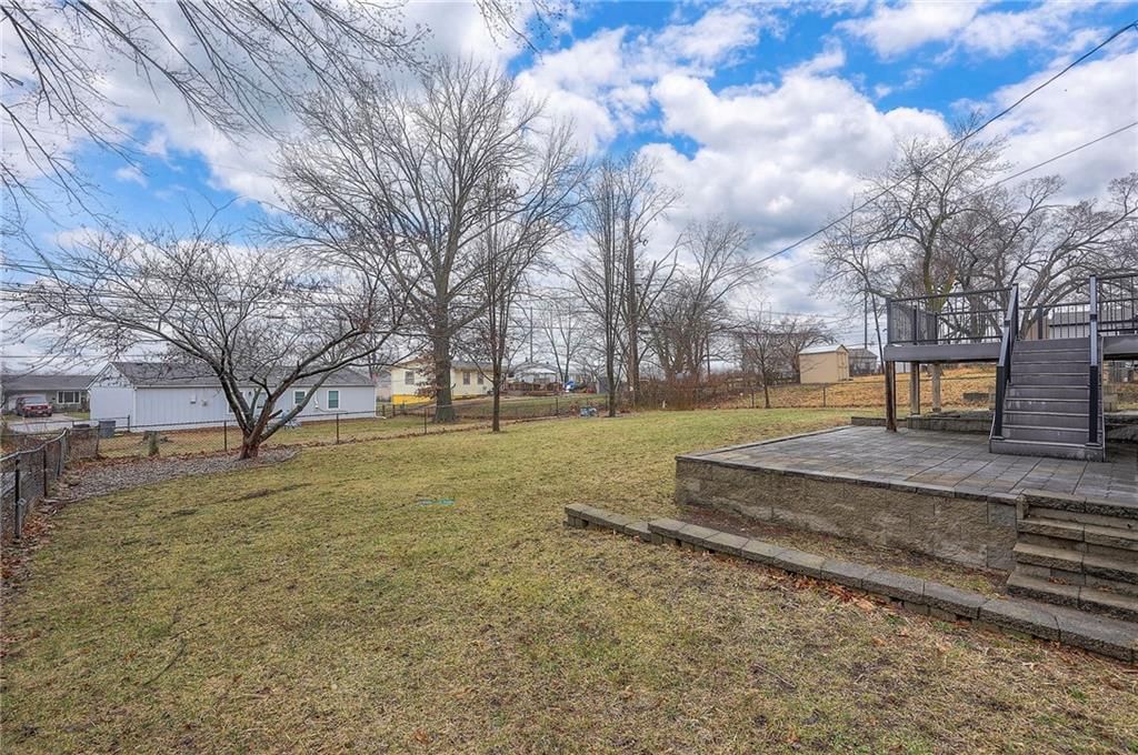 8539 Barnett Avenue — photo 25