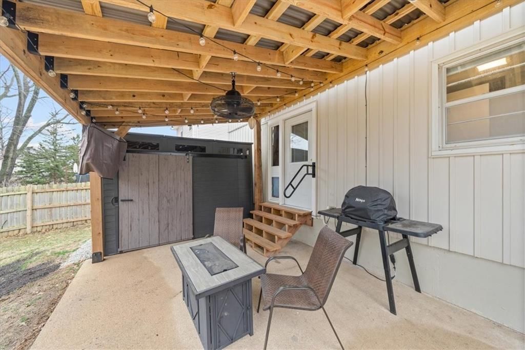 9105 England Street — photo 27
