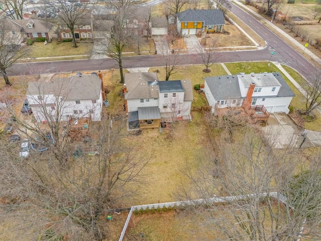 9105 England Street — photo 31