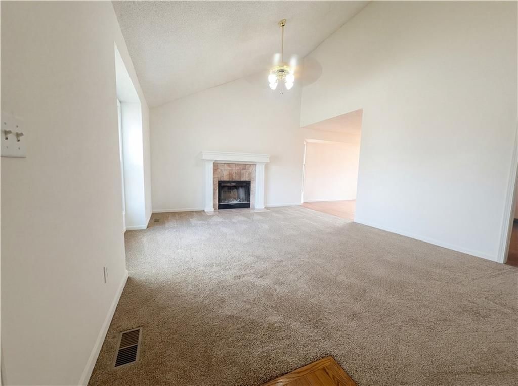 14110 Lora Street — photo 3