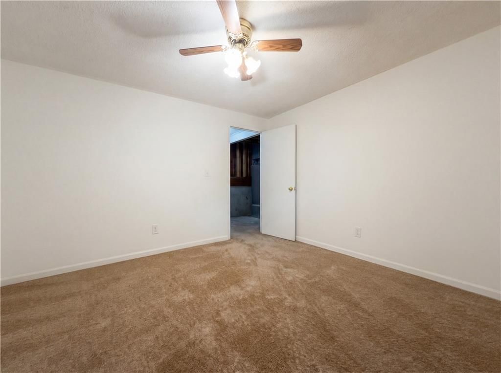 14110 Lora Street — photo 4