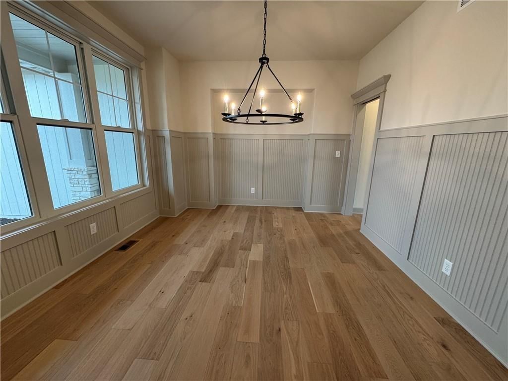 5812 NW Black Oak Court — photo 4
