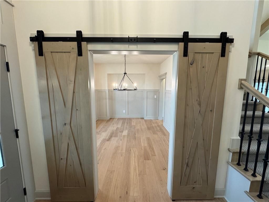 5812 NW Black Oak Court — photo 5