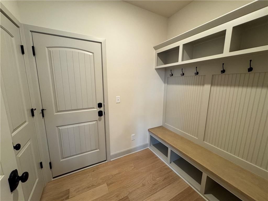 5812 NW Black Oak Court — photo 9