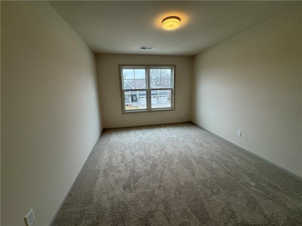 5812 NW Black Oak Court — photo 23