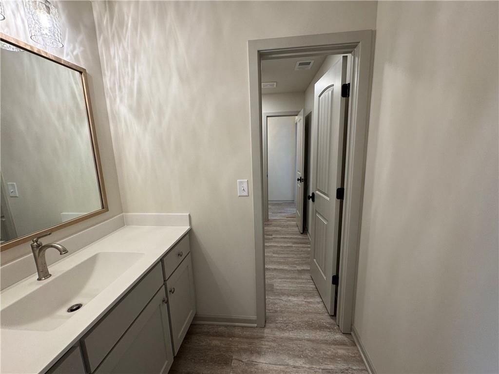 5812 NW Black Oak Court — photo 27