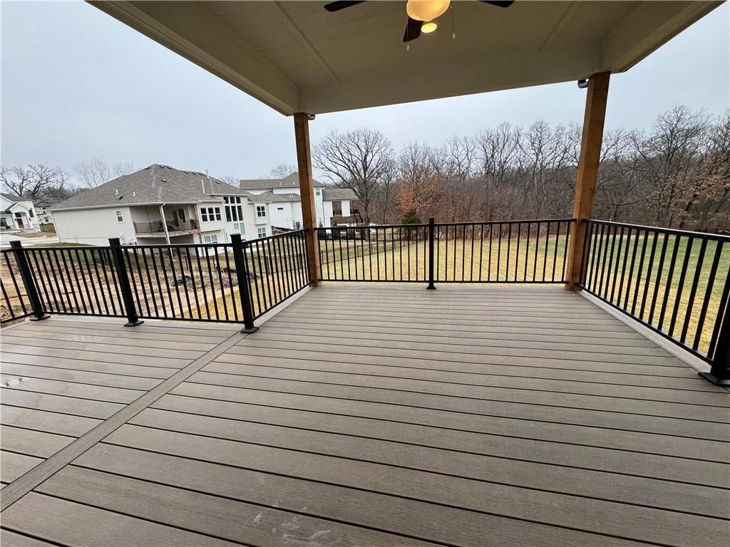 5812 NW Black Oak Court — photo 33