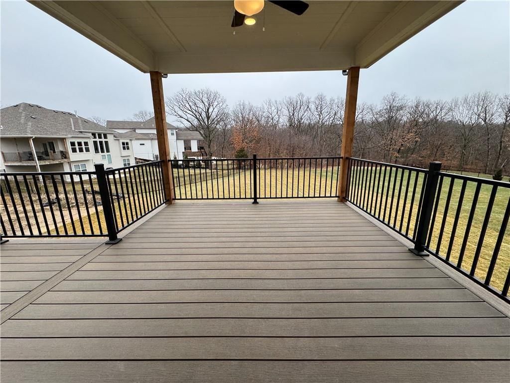 5812 NW Black Oak Court — photo 34