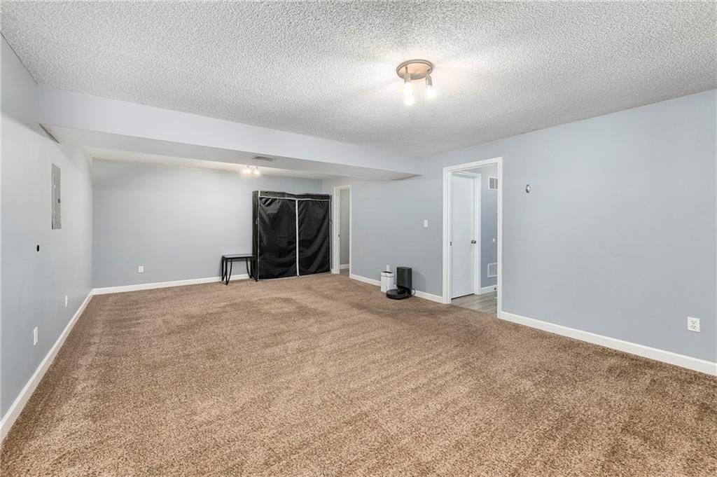 1128 N Mohican Court — photo 27