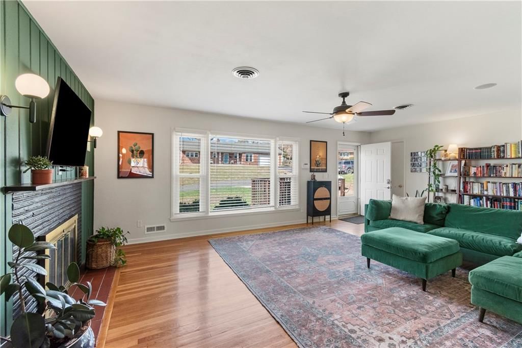 3929 NE Indianola Drive — photo 5