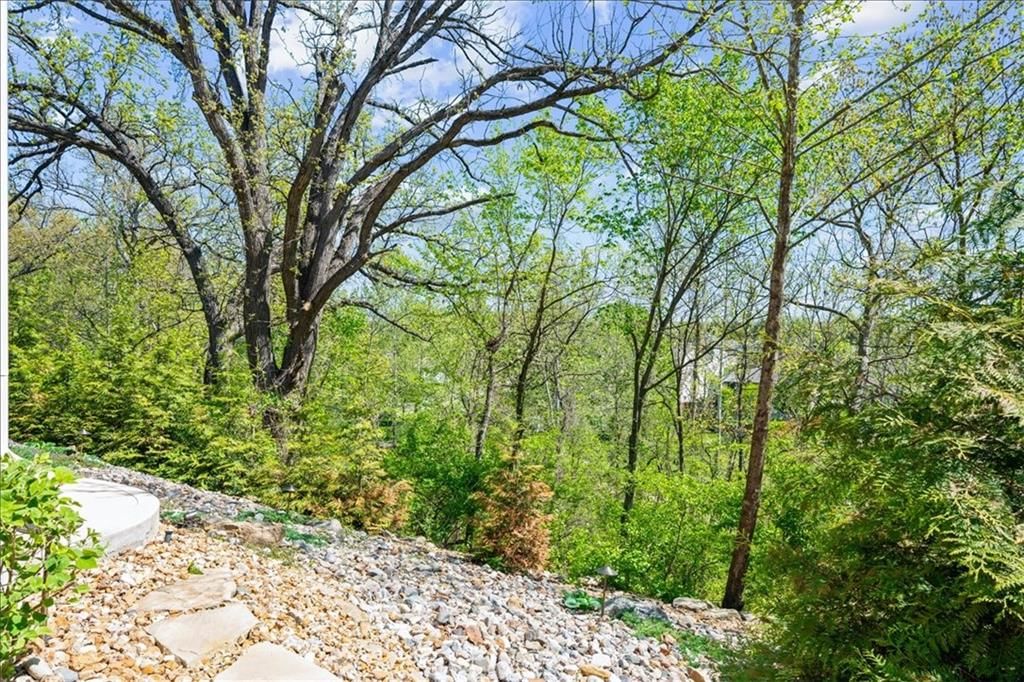 5037 NW Timberline Drive — photo 49