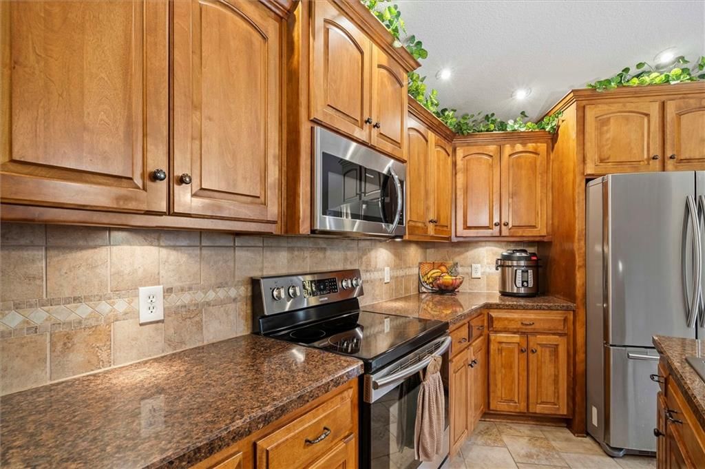 25293 Dehoff Drive — photo 12