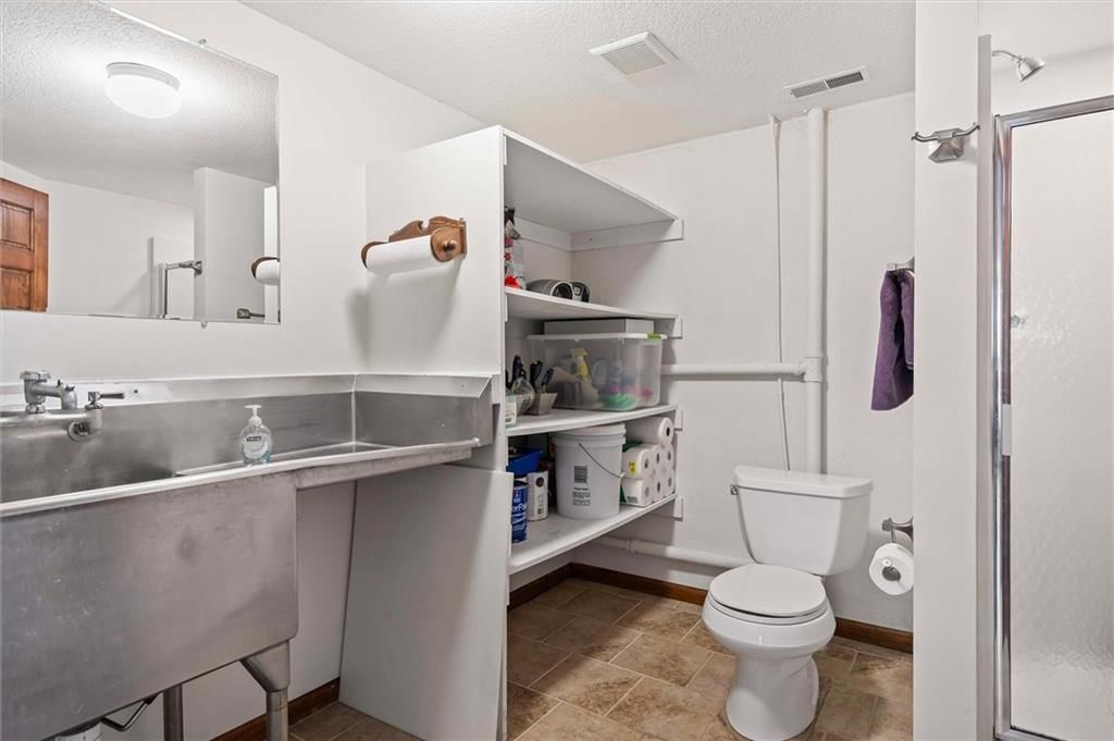 25293 Dehoff Drive — photo 32