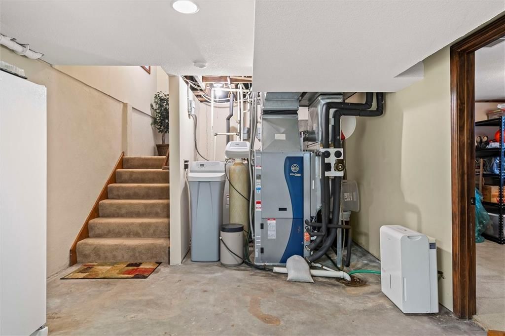 25293 Dehoff Drive — photo 34