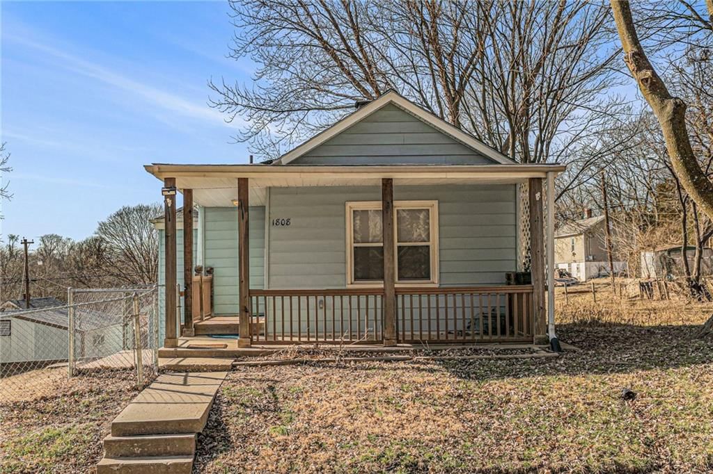 1808 Bellevue Street — photo 43