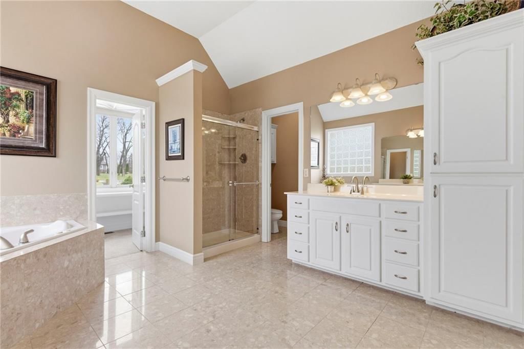 4138 Independence Boulevard — photo 21