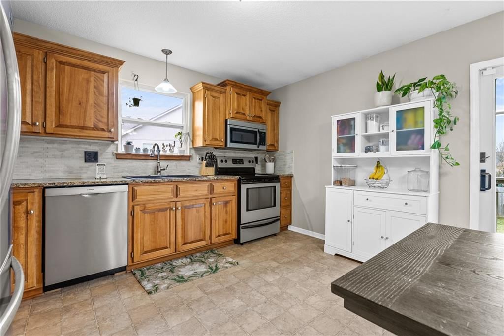 933 S Kisner Drive — photo 10